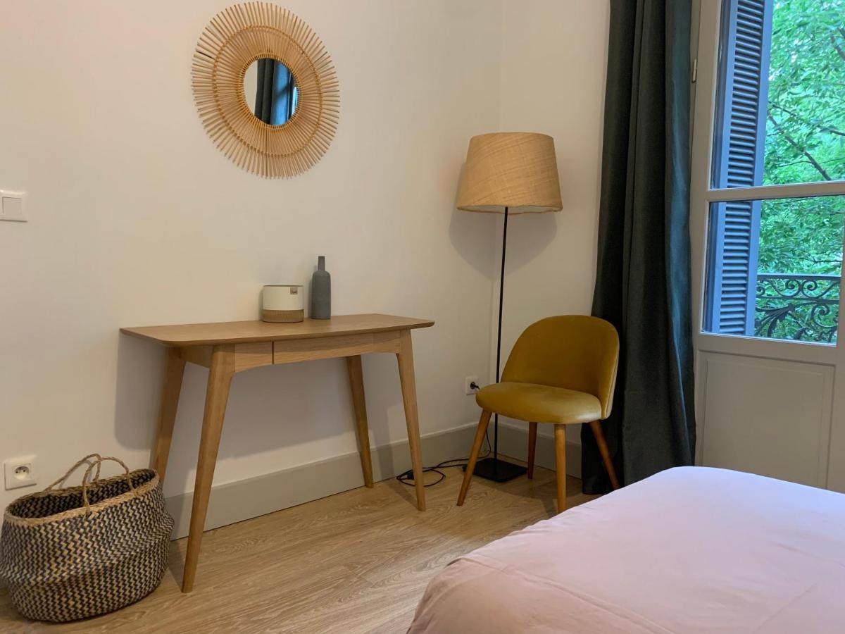 Nimes , Appartement Renove Dans Immeuble Classe. Екстериор снимка
