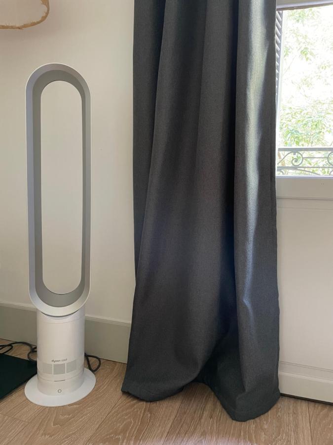 Nimes , Appartement Renove Dans Immeuble Classe. Екстериор снимка